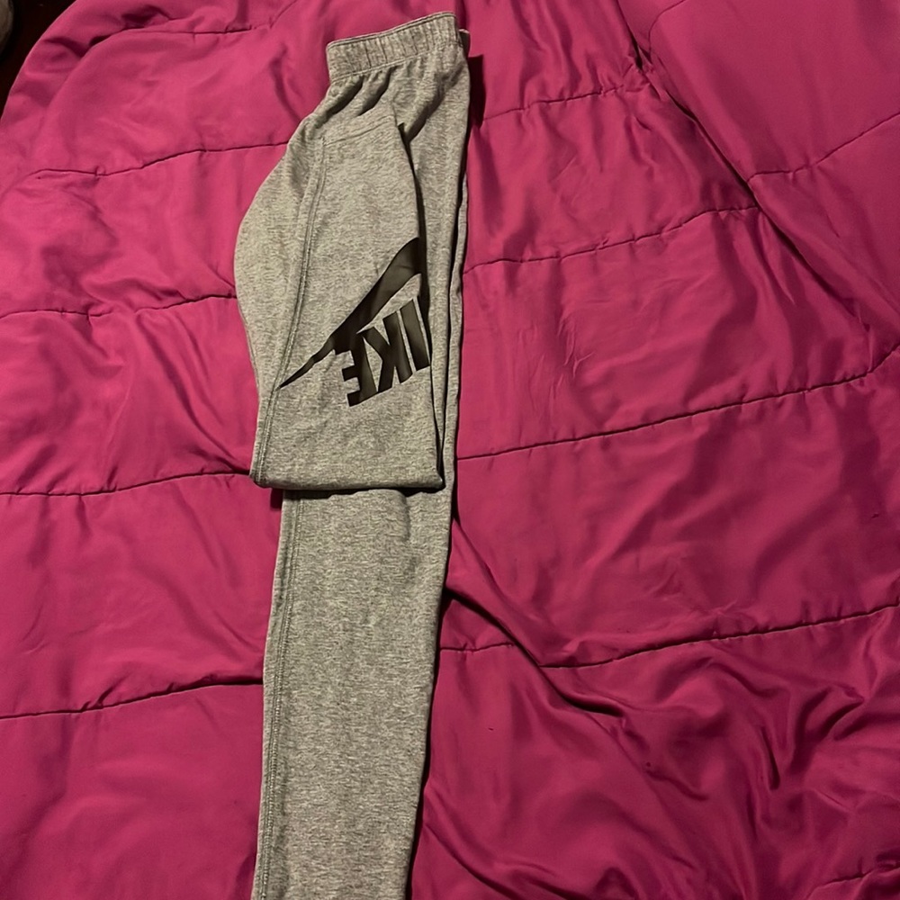 Nike trey leggings